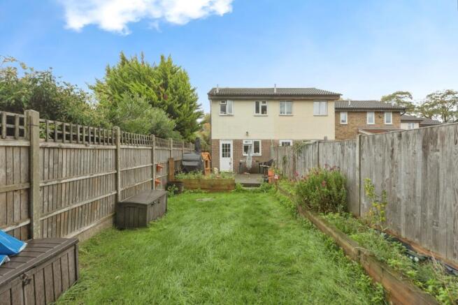 St. Lukes Close, Swanley, Kent, BR8 photo 4