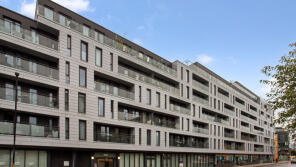 Flat A, 146, Southwark Bridge Road, London SE1 0DG