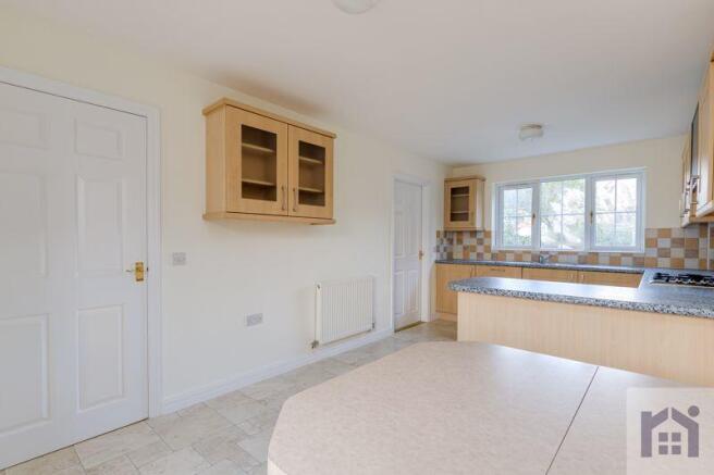 Dining kitchen