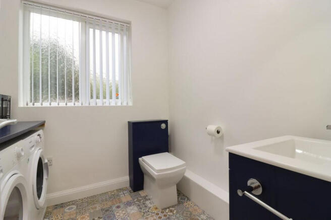 2 bed Terraced for sale Image 8