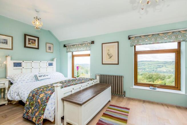 Bedroom One Image Tw
