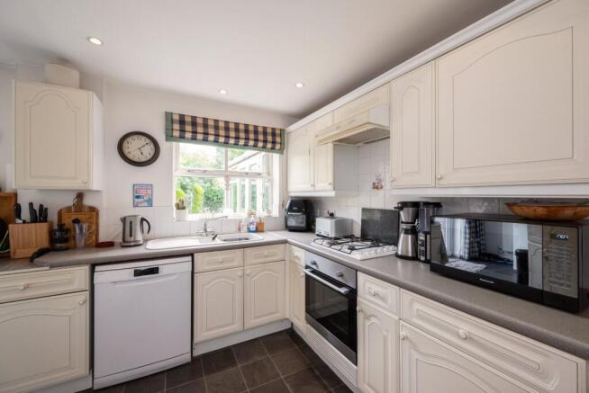 3 bed Detached for sale Image 6