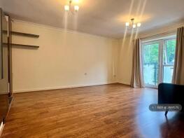 6, Robert House, Pullman Court, Leeds LS27 8PT