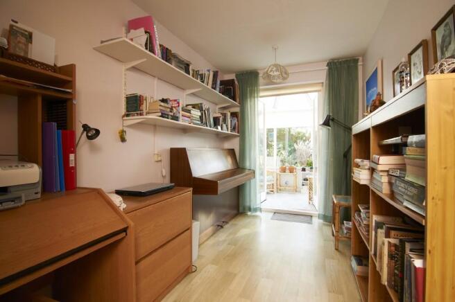 Photo 6