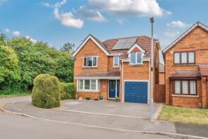 4, Weavers Close, Chippenham SN14 0GA