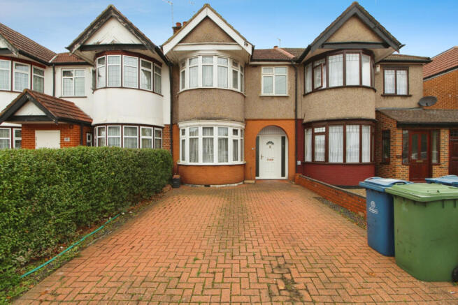 Three Bedroom Mid Terraced House For Sale