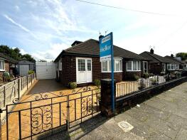 39, Auburn Road, Denton M34 2FB