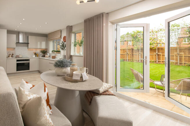 4 bed Detached for sale Image 6