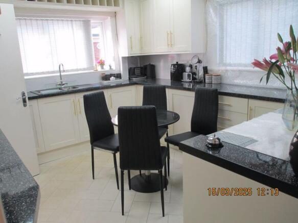 12 bed Detached for sale Image 4