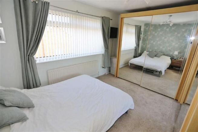 BEDROOM 2 (FRONT)