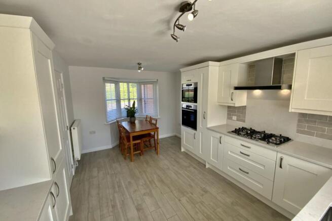 Kitchen/Dining Room