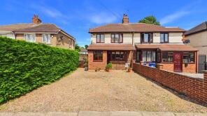7, The Drive, Edenthorpe, Doncaster DN3 2LS