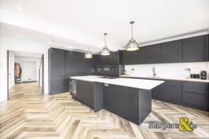 5, Ravenswood, Bexley DA5 3NN