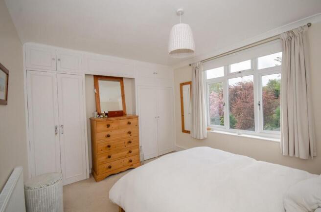 Bedroom 1.jpg