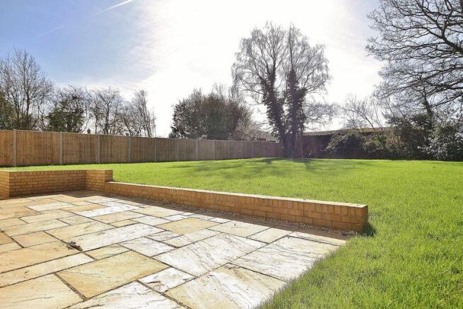 Rear Garden Pl...