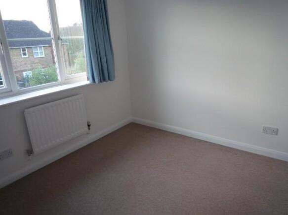 2nd bedroom