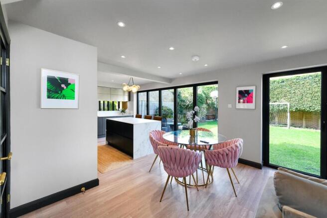 Melton Gardens, Edwalton photo 3