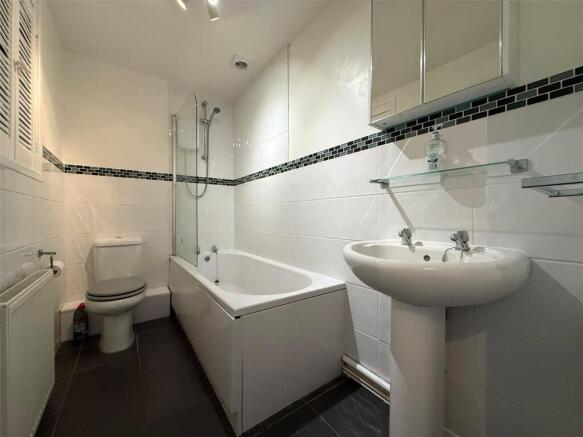 2 bed Terraced for sale Image 9