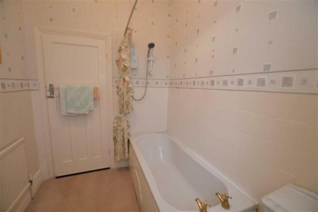 Bathroom/Shower/WC