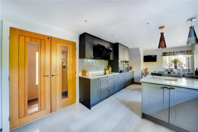 Dining Kitchen 3