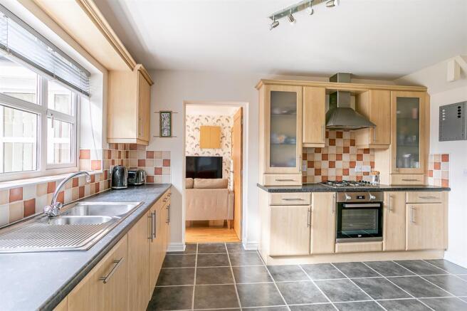 KITCHEN ALT