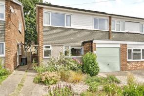 11, Dale Close, Addlestone KT15 1NS