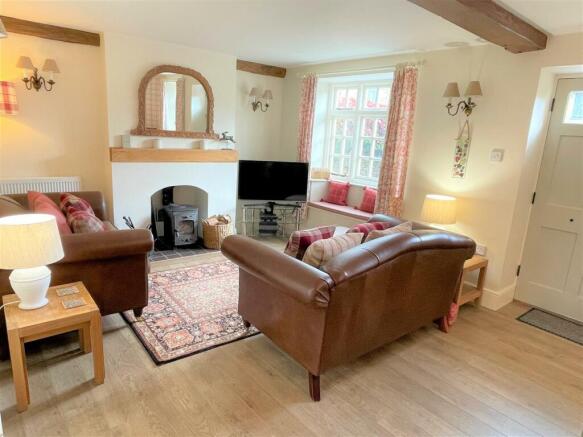 Sitting room.jpg