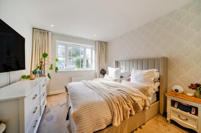 Hartland Manor, Pyestock Way, GU51 photo 4