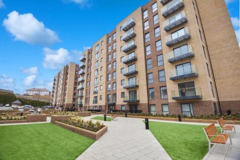 Ellesmere Court, Stirling Drive, Luton, Bedfordshire, LU2 0GD