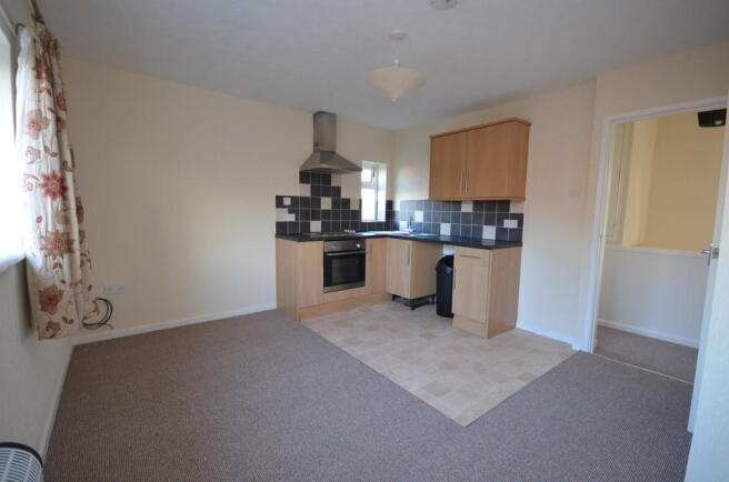 Kitchen Lounge Di...