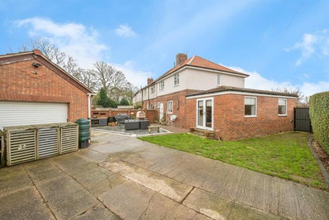 3 bed Semi-Detached for sale Image 4