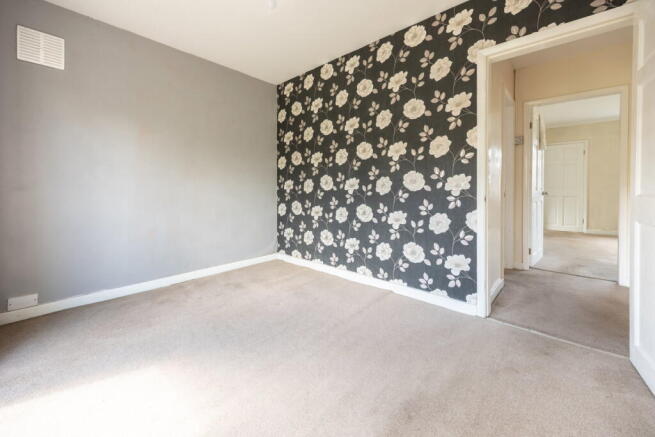3 bed Semi-Detached Bungalow for sale Image 8