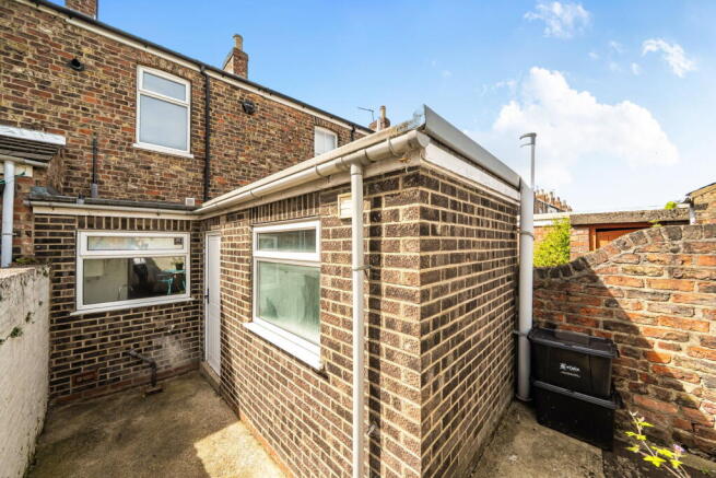 2 bed Terraced for sale Image 11