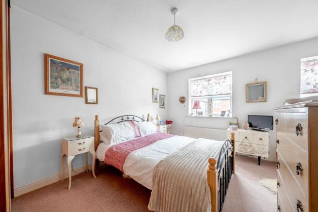 2 bed Terraced for sale Image 9