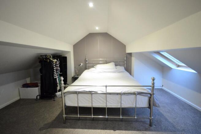 bed 4