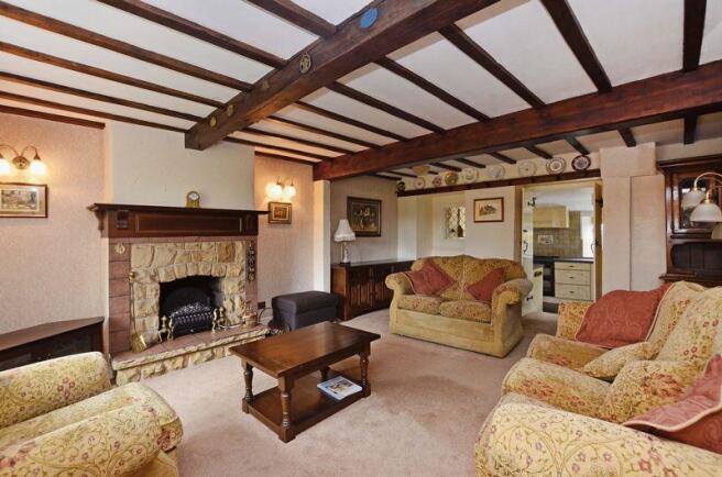 Charming Lounge
