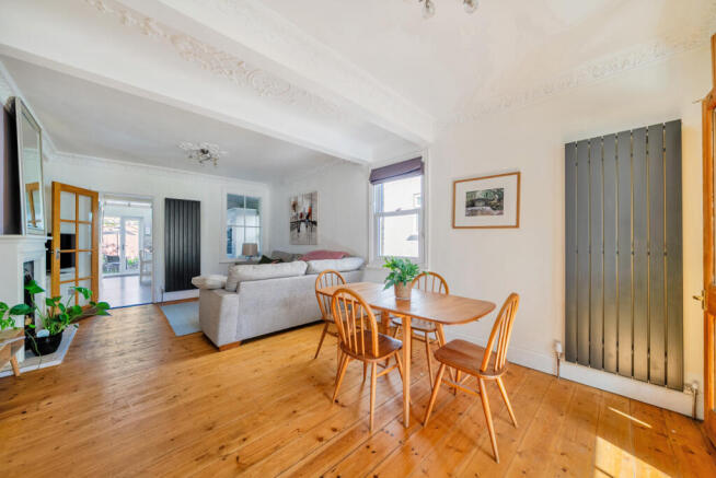 Sitting/Dining Room