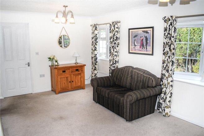 2 bed Bungalow for sale Image 9