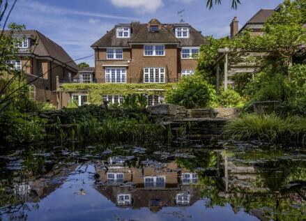 Ranulf Road, The Hocrofts, NW2
