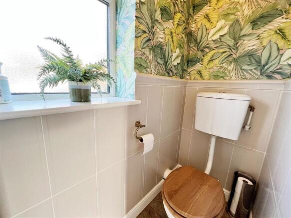 Separate WC.jpg