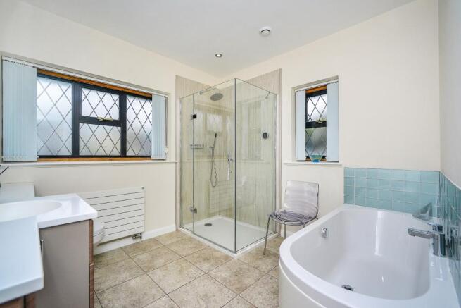 Ensuite