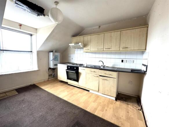 Lounge Kitchen