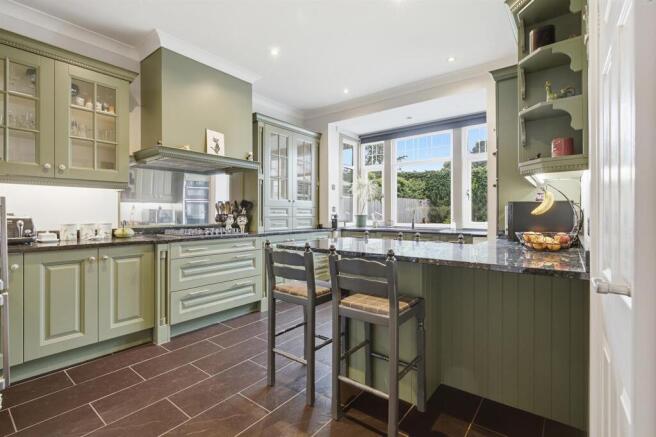 3 bed Detached for sale Image 5