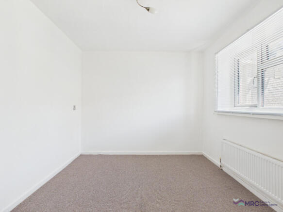 1 bed Flat to rent Image 12