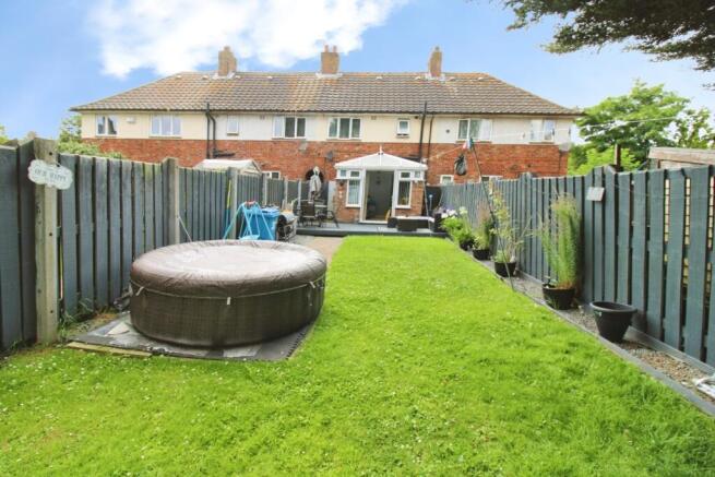 2 bed Terraced for sale Image 11