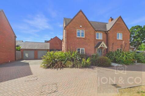 Langlands Drive | Moulton | NN3