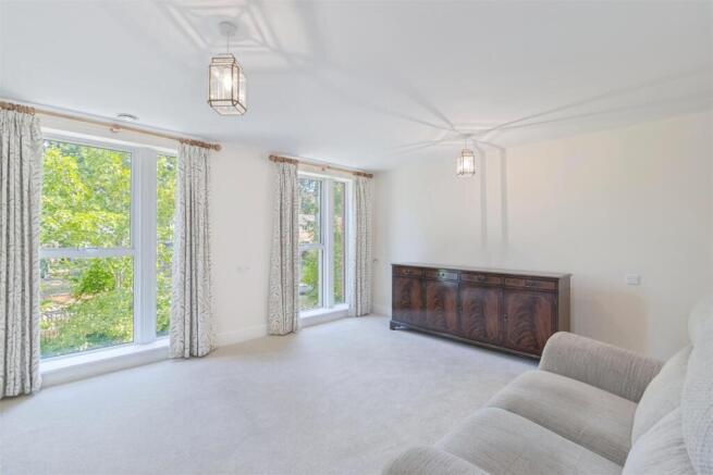 12_living_room.jpg