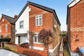 35, Station Road, Chertsey KT16 8BE