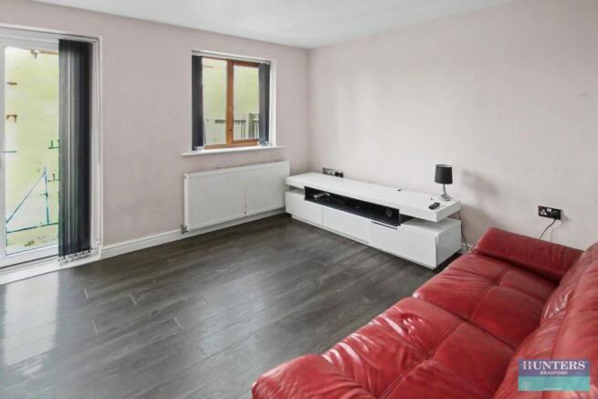 3 bed Town House for sale Image 6