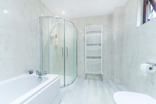 Ensuite bathroom